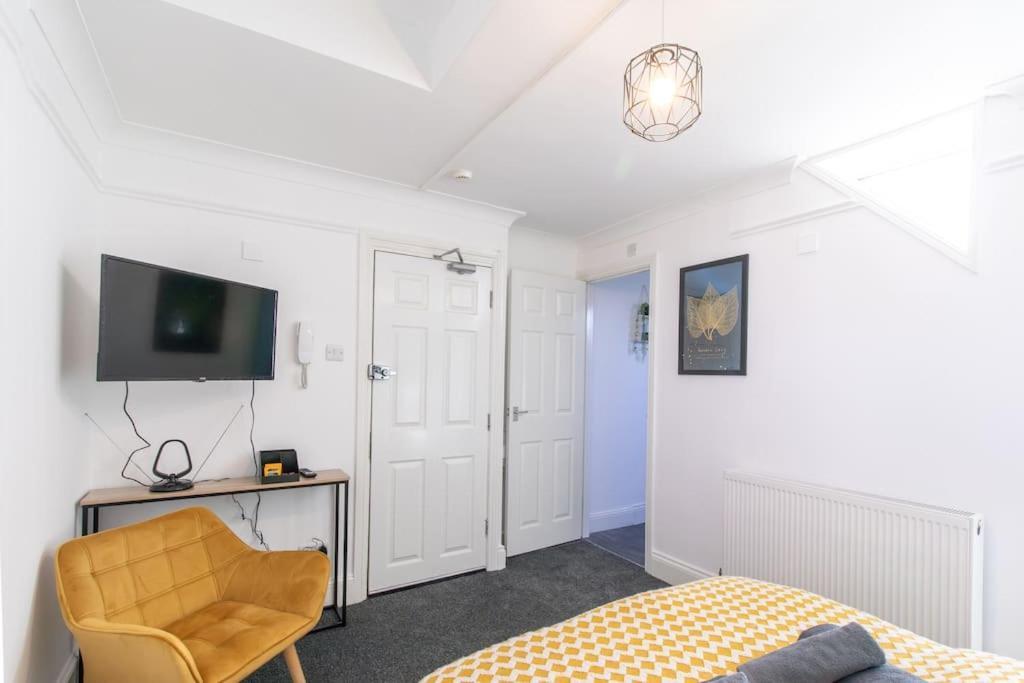 Open Mind Property - Ensuite Studio In Southsea Portsmouth Dış mekan fotoğraf